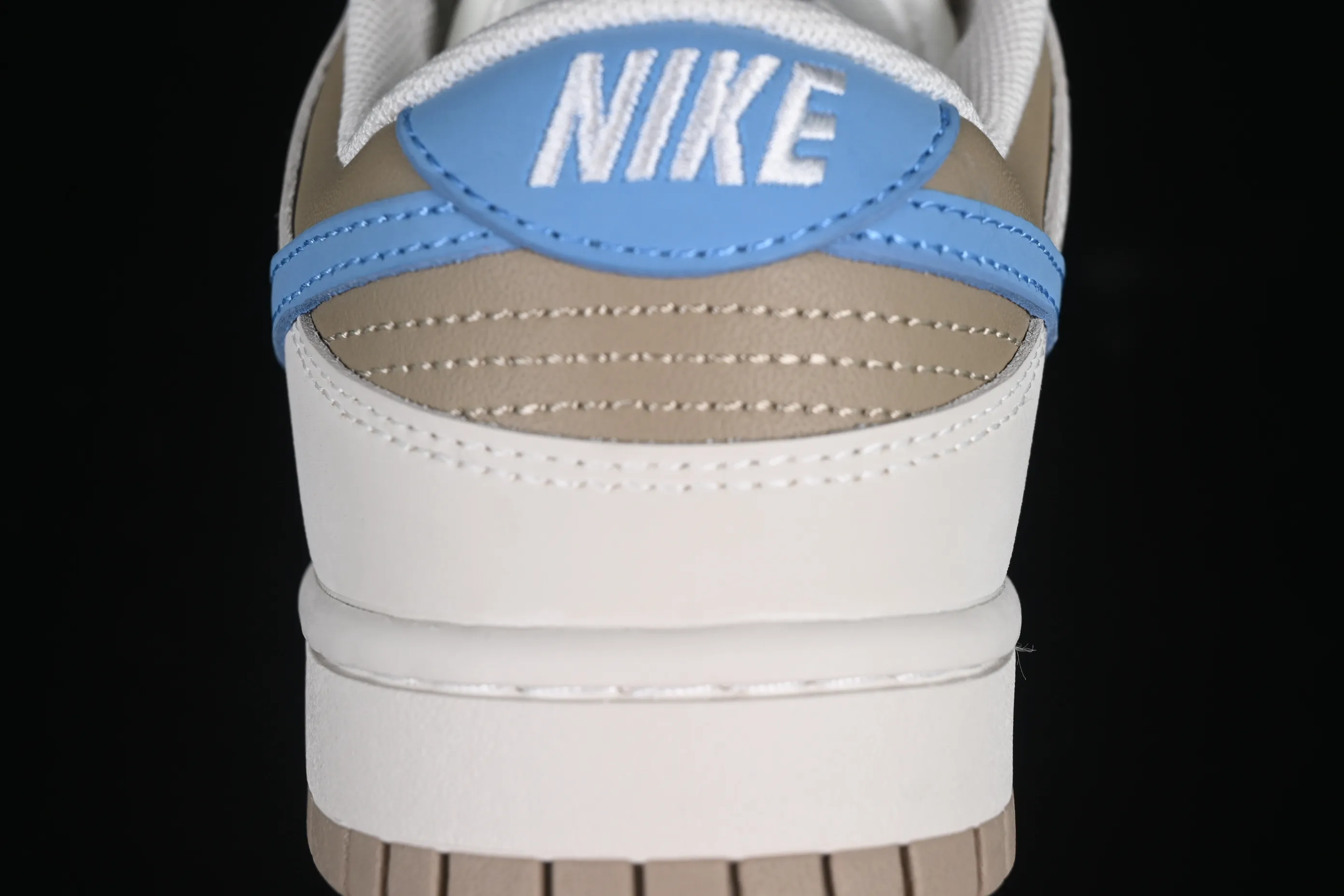 All Categories Nk SB Dunk Series Nk SB Dunk Low Low-top sneakers Nike Dunk Low Retro "Premium" Caramel milk coffee Low-top casual sneakers HQ1175-240
